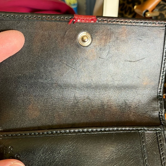 Vintage Gucci wallet! - Picture 16 of 16